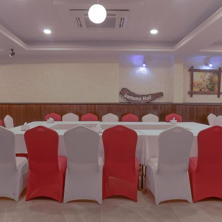 Hotel Raniban Arcade Pokhara Exteriör bild
