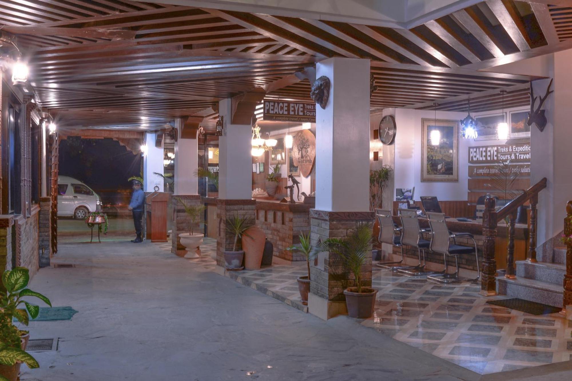 Hotel Raniban Arcade Pokhara Exteriör bild