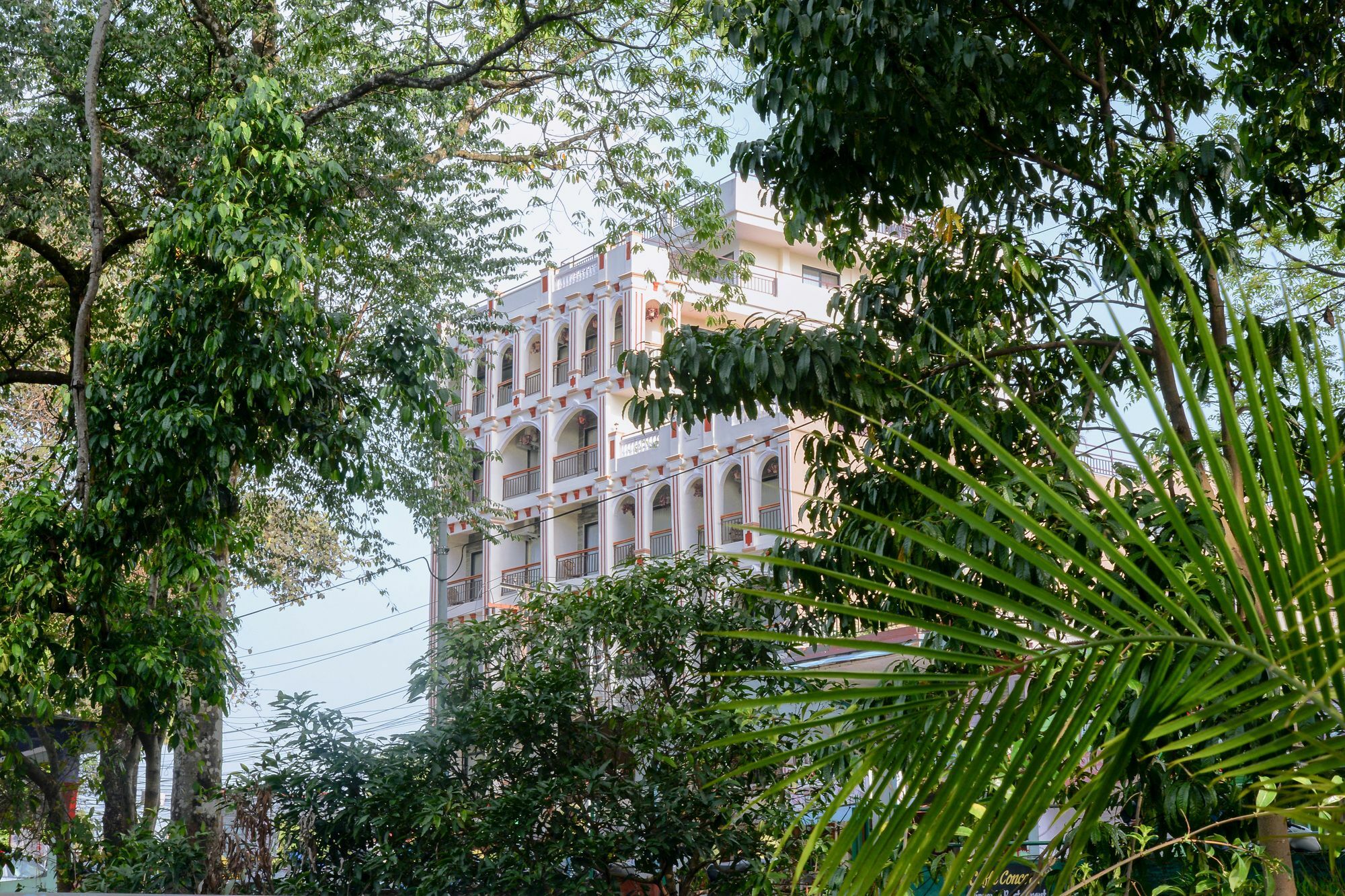 Hotel Raniban Arcade Pokhara Exteriör bild